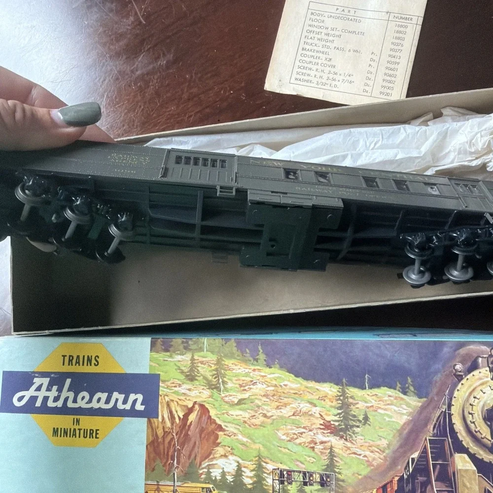 HO scale Athearn New York Central standard diner w/clerestory roof VTG In‎ Box